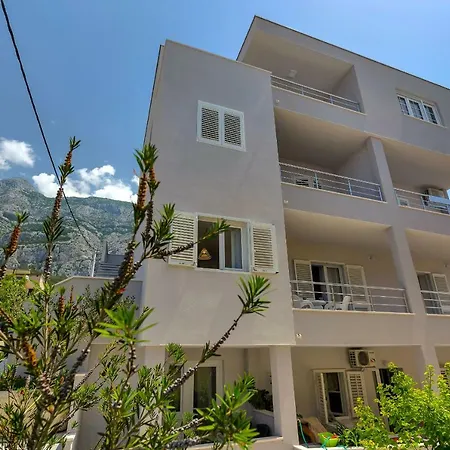 Apartment Sjever Makarska